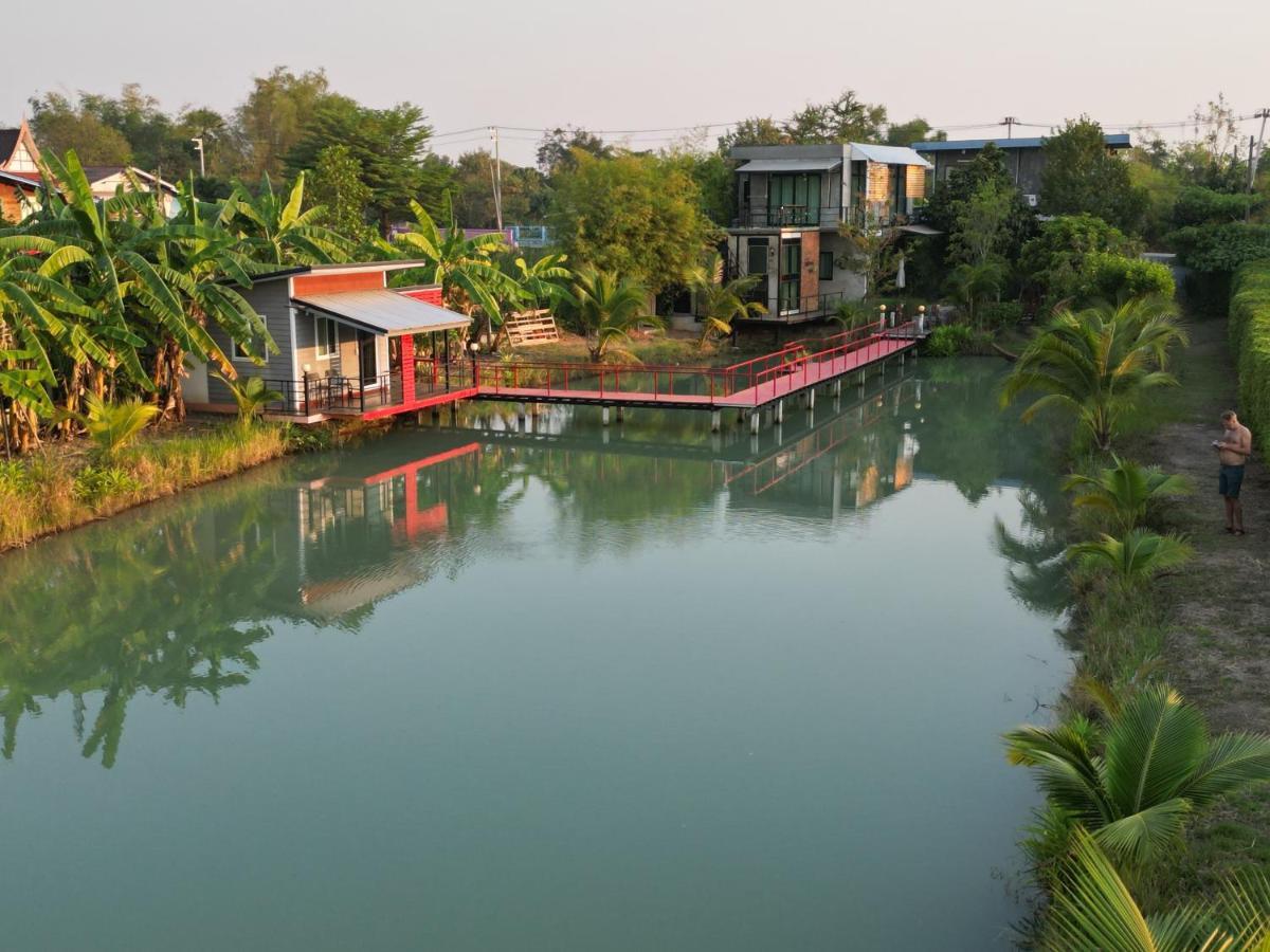 Falik Farm Stay Ayutthaya Bagian luar foto
